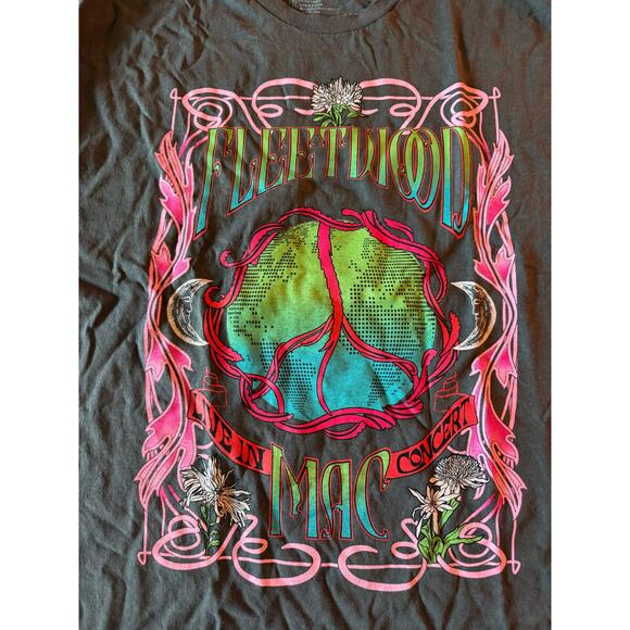 NWOT Fashion Nova Fleetwood Mac Grey Tee - Picture 2 of 4